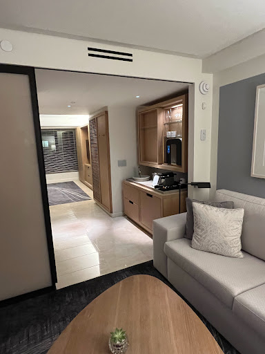 Hotel «Conrad New York», reviews and photos