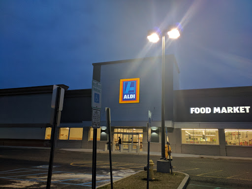 Supermarket «Aldi Store», reviews and photos, 3201 Rte 9 S A, Rio Grande, NJ 08242, USA