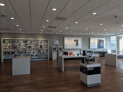 Cell Phone Store «Verizon», reviews and photos, 258 Daniel Webster Hwy, Nashua, NH 03060, USA