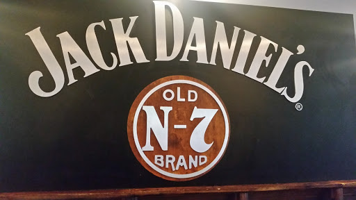 Restaurant «Irish Bred Pub & Grill», reviews and photos, 210 Adamson Square, Carrollton, GA 30117, USA