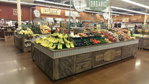 Grocery Store «Fresh Thyme Farmers Market- Town & Country», reviews and photos, 13957 Manchester Rd, Ballwin, MO 63011, USA