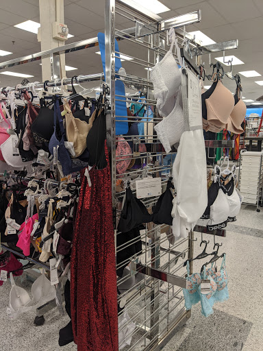 Clothing Store «Ross Dress for Less», reviews and photos, 2604 W Loop 340, Waco, TX 76711, USA