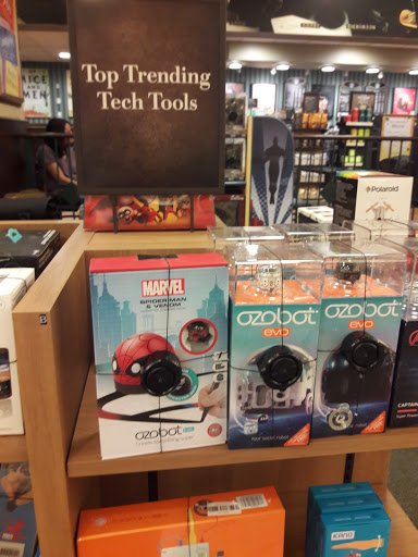 Book Store «Barnes & Noble», reviews and photos, 765 NJ-17, Paramus, NJ 07652, USA
