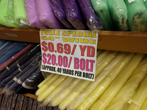 Fabric Store «Textile Discount Outlet», reviews and photos, 2121 W 21st St, Chicago, IL 60608, USA