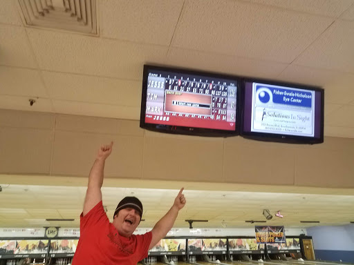 Bowling Alley «Laraway Lanes», reviews and photos, 1009 W Laraway Rd, New Lenox, IL 60451, USA