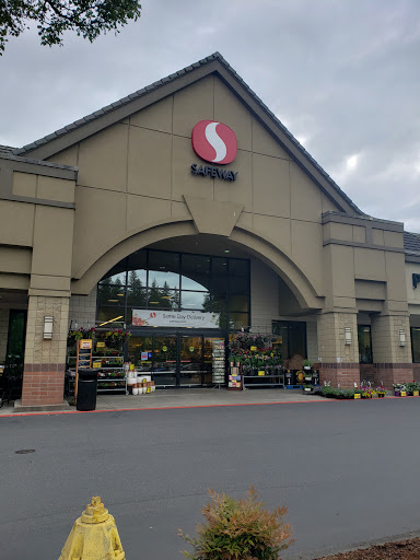 Grocery Store «Safeway», reviews and photos, 20685 SW Roy Rogers Rd, Sherwood, OR 97140, USA