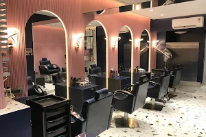 Mystery Salon N Spa image