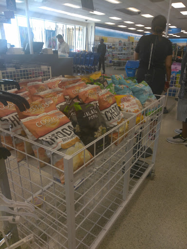 Clothing Store «Ross Dress for Less», reviews and photos, 921 E Commercial Blvd, Oakland Park, FL 33334, USA