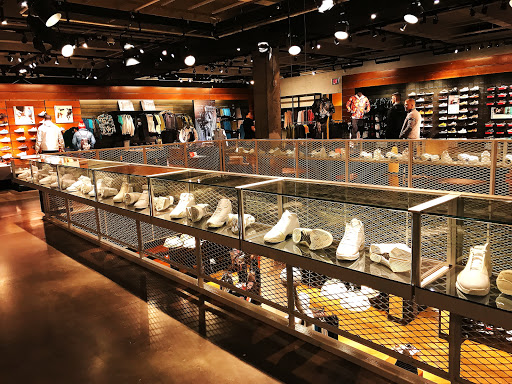Clothing Store «Nike Portland», reviews and photos, 638 SW 5th Ave, Portland, OR 97201, USA