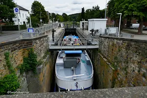 Schleuse Limburg image