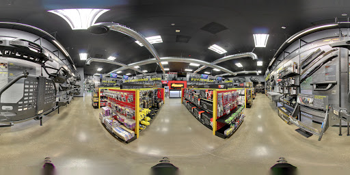 Truck Accessories Store «4 Wheel Parts Performance Center - Coppell», reviews and photos, 800 W Sandy Lake Rd, Coppell, TX 75019, USA
