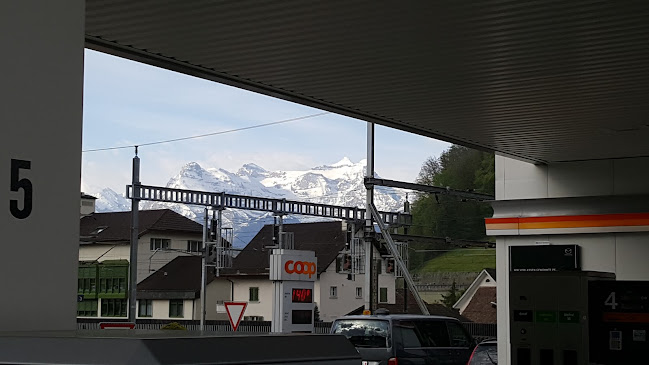 Coop Pronto Shop mit Tankstelle Seewen Bahnhofstrasse - Einsiedeln