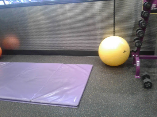 Gym «Planet Fitness», reviews and photos, 1706 W Irving Blvd, Irving, TX 75061, USA