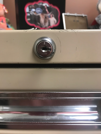 Locksmith «Howard Safe & Lock Co», reviews and photos, 826 E 14th St, Houston, TX 77009, USA