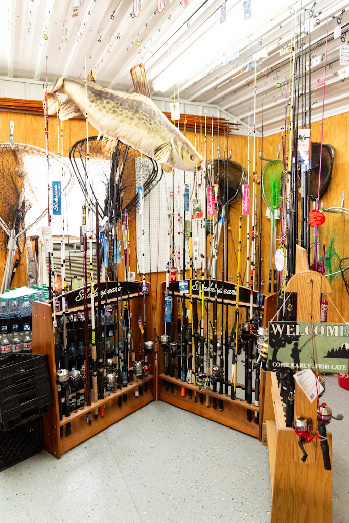 Twin Lakes Catfish Farm 38544