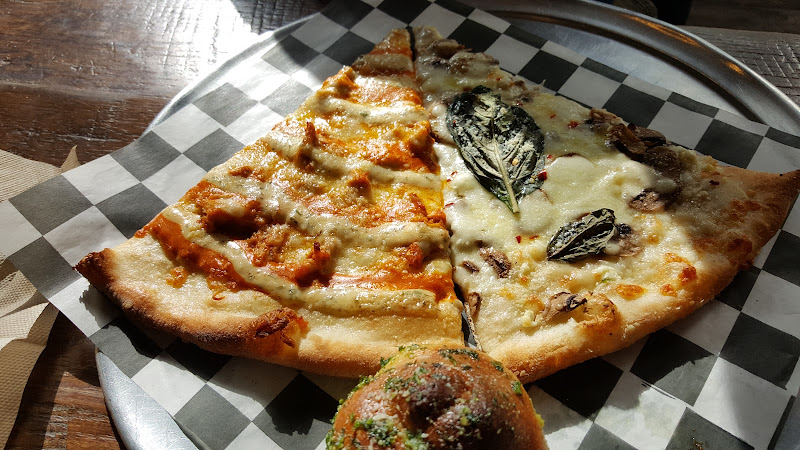 #12 best pizza place in Arlington - Wiseguy Pizza
