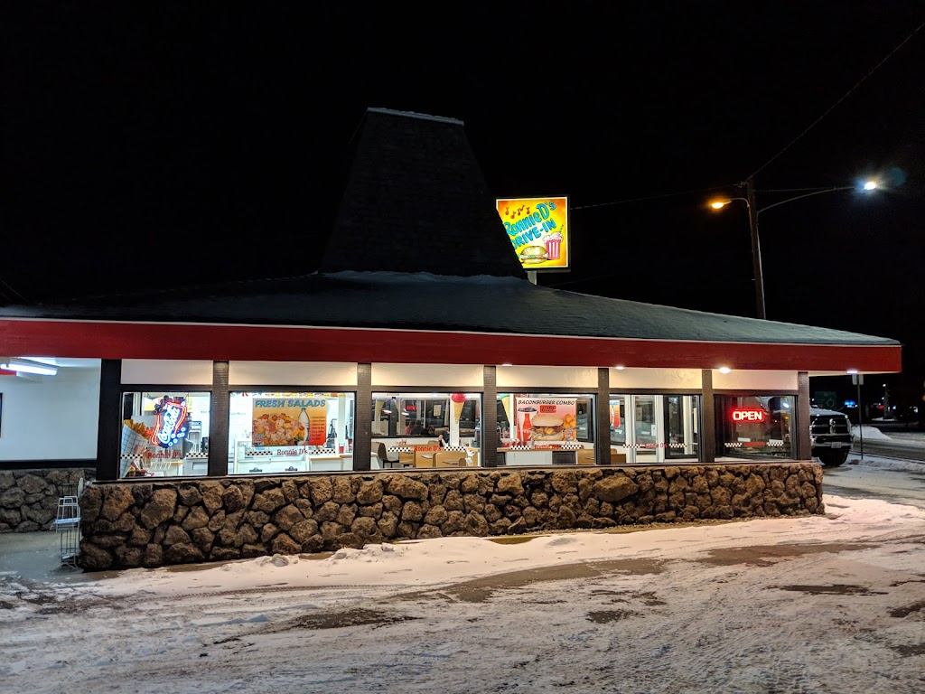 Ronnie D's Drive In 99114