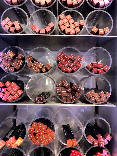 Cosmetics Store «MAC Cosmetics», reviews and photos, 189 The Grove Dr, Los Angeles, CA 90036, USA