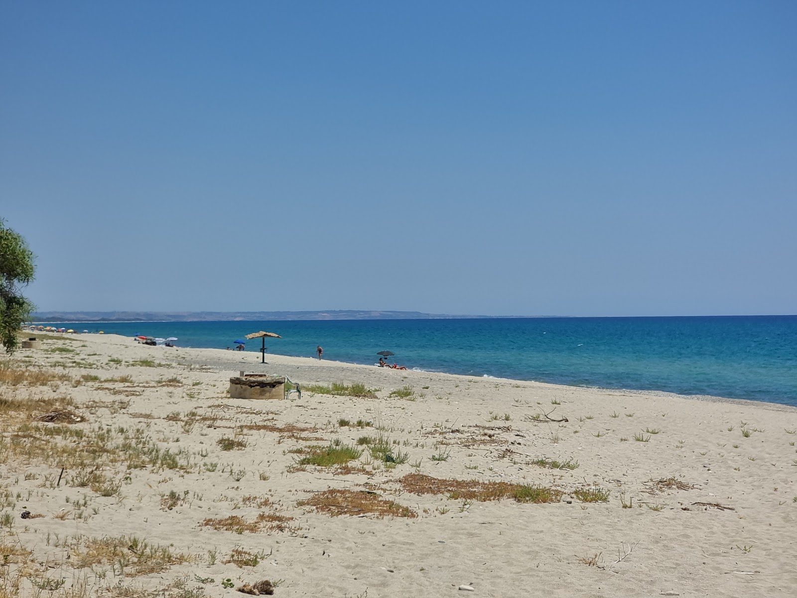 Foto de Spiaggia Ruggero - bom local amigável para animais de estimação para férias
