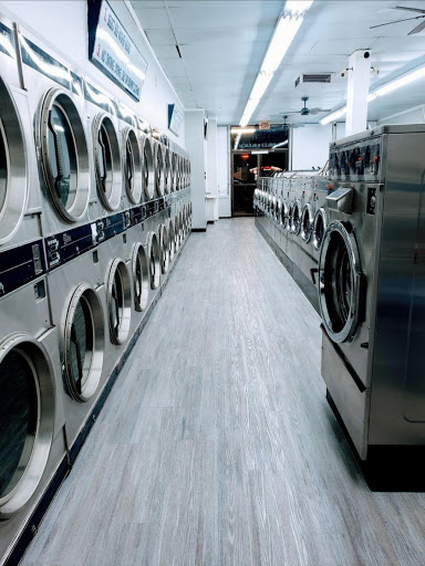 Bubbles & Bleach Laundromat and Wash & Fold Service