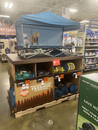 Pet Supply Store «PetSmart», reviews and photos, 2224 NJ-27, Edison, NJ 08817, USA