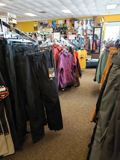 Ski Shop «Sun Valley Sports», reviews and photos, 8418 Castleton Corner Dr, Indianapolis, IN 46250, USA