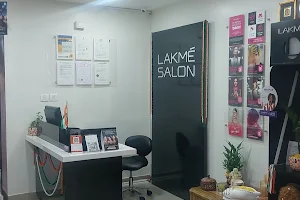Lakme Unisex Salon - Jaymahal image