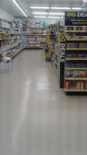 Discount Store «Dollar General», reviews and photos, 116 E Center St, Manchester, CT 06040, USA