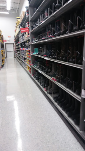 Sporting Goods Store «Academy Sports + Outdoors», reviews and photos, 1260 S Amity Rd, Conway, AR 72032, USA