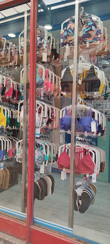 Opiniones de Samia en Providencia - Tienda de ropa