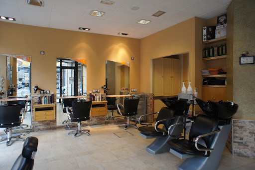 Peluquería Hermanos de laPuente en León, León