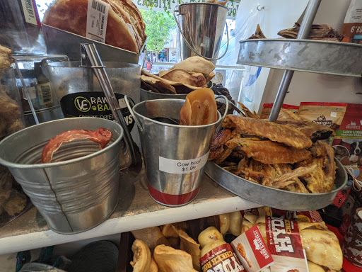 Pet Supply Store «The Dog Store», reviews and photos, 2301 Mt Vernon Ave, Alexandria, VA 22301, USA