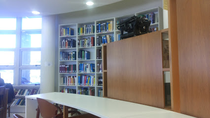 Biblioteca Facultad De Ciencias Químicas