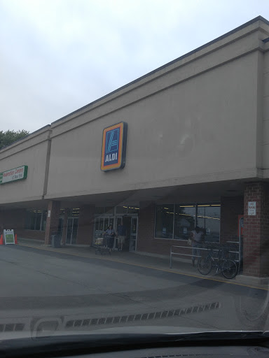 Supermarket «ALDI», reviews and photos, 1592-94 State St, Schenectady, NY 12304, USA