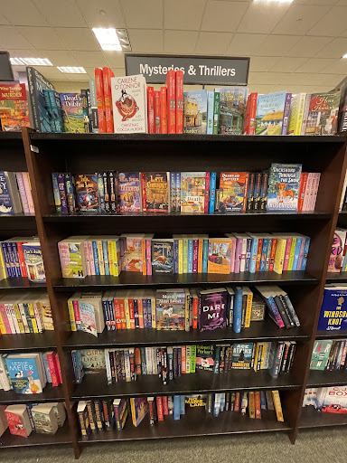 Book Store «Barnes & Noble», reviews and photos, 100 W Bridge St, Homestead, PA 15120, USA