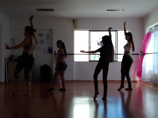 Escuela de Danza Oriental y Folclor Árabe Tahani El Helwa