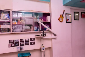 Krishna Dental Clinic And Implant center image