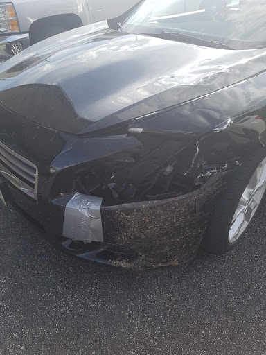 Auto Body Shop «Ream Auto Body, Ltd.», reviews and photos, 801 Blairs Ferry Rd NE, Cedar Rapids, IA 52402, USA