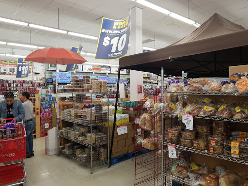Discount Store «National Wholesale Liquidators», reviews and photos, 7101 Kissena Blvd, Flushing, NY 11367, USA