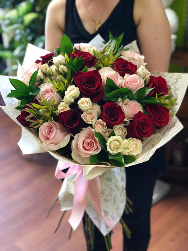 Florist «Beautiful Blooms Florist», reviews and photos, 7950 E Mississippi Ave, Denver, CO 80247, USA