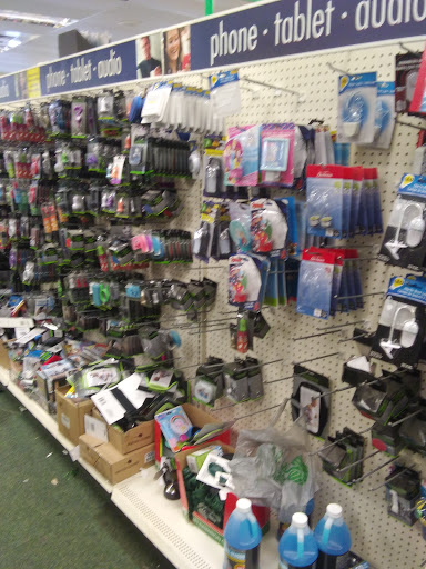 Dollar Store «Dollar Tree», reviews and photos, 6410 Amboy Rd, Staten Island, NY 10309, USA