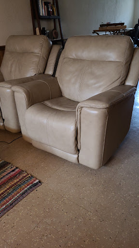 Furniture Store «Levin Furniture», reviews and photos, 16960 Sprague Rd, Middleburg Heights, OH 44130, USA