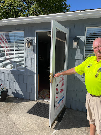 Barber Shop «Lewes Barber Shop», reviews and photos, 124 W 3rd St, Lewes, DE 19958, USA