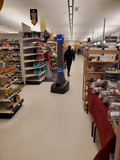 Grocery Store «Super Stop & Shop», reviews and photos, 316 Grove St, Braintree, MA 02184, USA