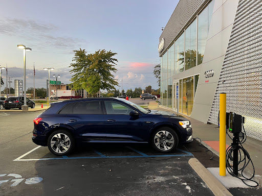 Audi Dealer «Audi Creve Coeur», reviews and photos, 11830 Olive Blvd, Creve Coeur, MO 63141, USA