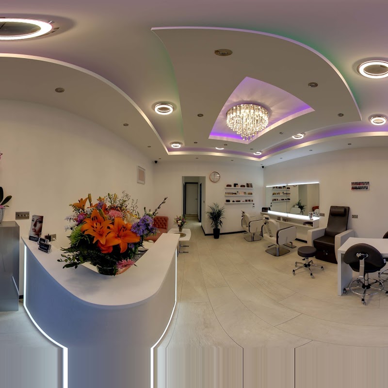 La Belleza Beauty Lounge