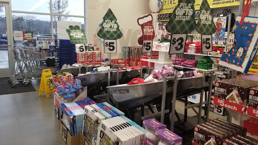Variety Store «Five Below», reviews and photos, 190 Upland Square Dr, Stowe, PA 19464, USA