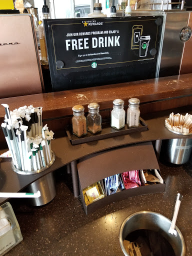 Coffee Shop «Starbucks», reviews and photos, 271 Main St #253, Wilmington, MA 01887, USA