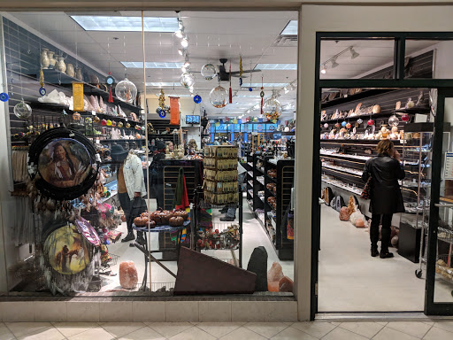 Shopping Mall «Museum Place Mall», reviews and photos, 1 Church St, Salem, MA 01970, USA