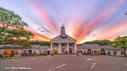 Shopping Mall «Stony Brook Village Center», reviews and photos, 111 Main St, Stony Brook, NY 11790, USA